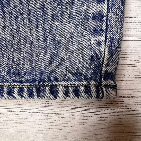 Levis Skirt Womens Size 30 Premium Front Button Mini Denim Quality Clothing - Picture 5 of 16